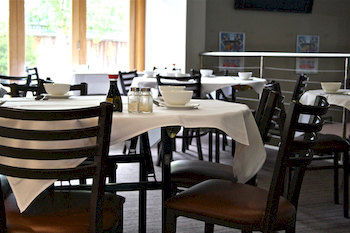 High Flyer Hotel - Accommodation Noosa 8