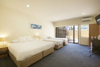 High Flyer Hotel - Accommodation Noosa 19