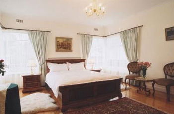 Bluebell Bed & Breakfast - Accommodation Noosa 2