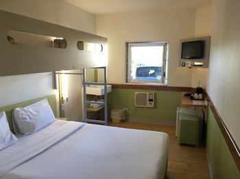 Ibis Budget Campbelltown - Accommodation Noosa 5
