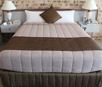 Airport Motel Sir Francis Drake - Accommodation Noosa 11