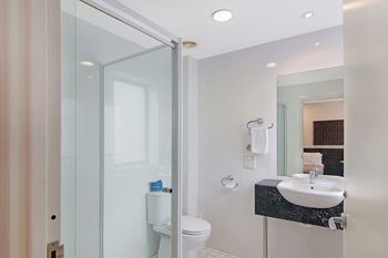 Quality Suites Boulevard On Beaumont - Accommodation Noosa 8