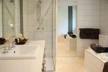 Mountain Element Retreats - Accommodation Noosa 0