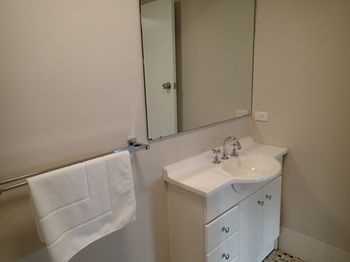 Dungowan Waterfront Apartments - Accommodation Noosa 4