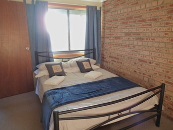 Dungowan Waterfront Apartments - Accommodation Noosa 19