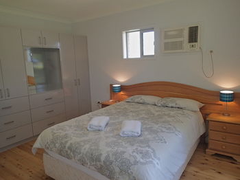 Dungowan Waterfront Apartments - Accommodation Noosa 175