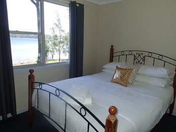 Dungowan Waterfront Apartments - Accommodation Noosa 185