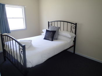 Dungowan Waterfront Apartments - Accommodation Noosa 186