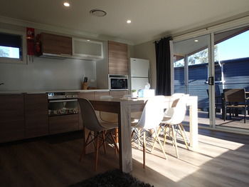 Dungowan Waterfront Apartments - Accommodation Noosa 238