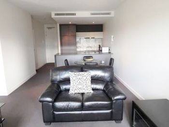 Southbank Apartments - Wrap - Accommodation Noosa 0