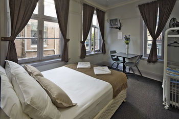 The George Street Hotel - Hostel - Accommodation Noosa 3