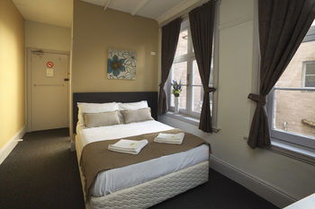 The George Street Hotel - Hostel - Accommodation Noosa 7