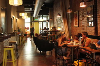 Melbourne Central YHA - Hostel - Accommodation Noosa 22
