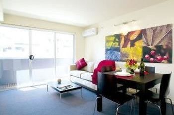 Plum Collins Street Serviced Apartments - Accommodation Noosa 19