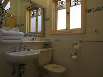 Simpson Of Potts Point - Accommodation Noosa 8