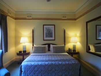 Simpson Of Potts Point - Accommodation Noosa 16