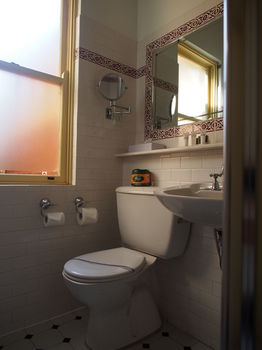 Simpson Of Potts Point - Accommodation Noosa 23