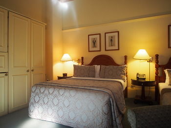 Simpson Of Potts Point - Accommodation Noosa 25