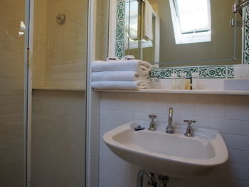 Simpson Of Potts Point - Accommodation Noosa 36