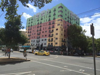 Plum Carlton Serviced Apartments - Accommodation Noosa 5