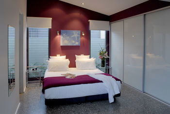 By The Beach B&B And Apartments - Accommodation Noosa 9