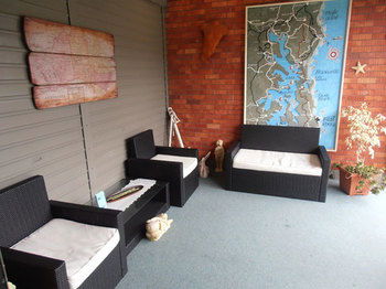 Black Swan Waterfront Motel - Accommodation Noosa 9