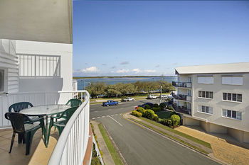 Sandy Shores Luxury Holiday Units - Accommodation Noosa 4