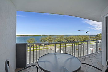 Sandy Shores Luxury Holiday Units - Accommodation Noosa 34