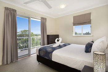 Sandy Shores Luxury Holiday Units - Accommodation Noosa 45