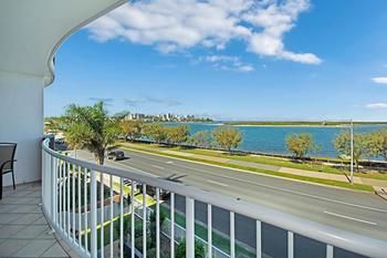 Sandy Shores Luxury Holiday Units - Accommodation Noosa 69