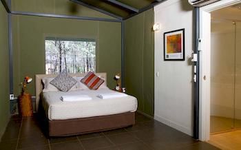 Zoofari Lodge, Taronga Western Plains Zoo - Accommodation Noosa 3