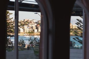 Hotel Ravesis - Accommodation Noosa 25