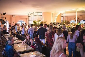 Hotel Ravesis - Accommodation Noosa 27