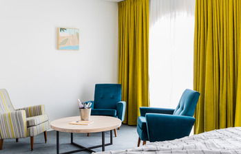 Hotel Ravesis - Accommodation Noosa 33