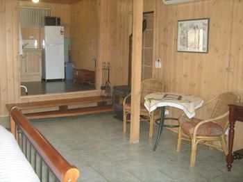Belle's At Montville - Accommodation Noosa 6