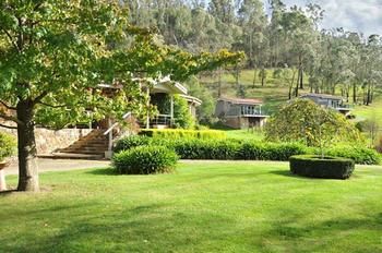 Araluen Villas - Accommodation Noosa 0
