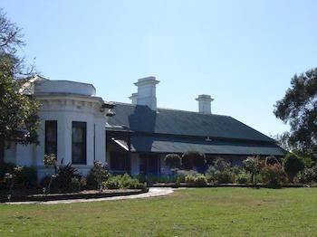 Lochinvar House B&B - Accommodation Noosa 0