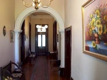 Lochinvar House B&B - Accommodation Noosa 1