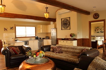 Gracehill - Accommodation Noosa 29