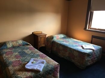 Strathfield Hotel - Accommodation Noosa 12
