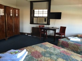 Strathfield Hotel - Accommodation Noosa 21