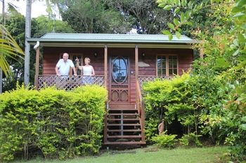 Sunshine Valley Cottages - Accommodation Noosa 4