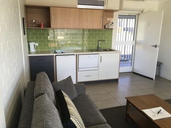 Harbourview Serviced Apartments - Accommodation Noosa 36