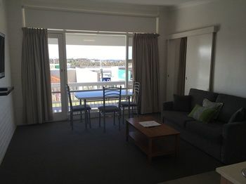 Harbourview Serviced Apartments - Accommodation Noosa 40