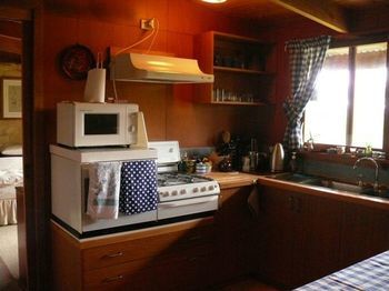 The Burrow At Wombat Bend - Accommodation Noosa 24