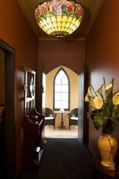 Church House B&B Gundagai - Accommodation Noosa 9