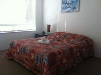 Bayviews & Harbourview Holiday Apartments - Accommodation Noosa 2