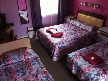 Bushmans Retreat Motor Inn - Accommodation Noosa 2