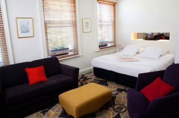 Carlton Terrace - Accommodation Noosa 3