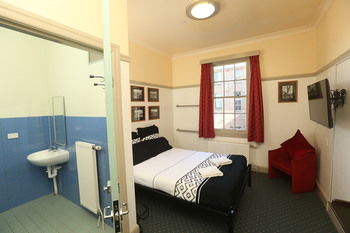 Blue Mountains YHA - Hostel - Accommodation Noosa 11